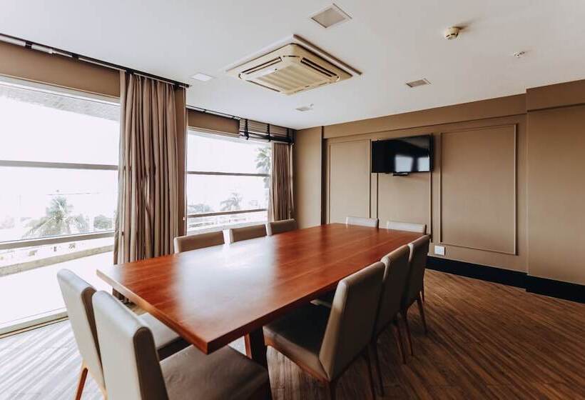 فندق Golden Tulip Natal Ponta Negra