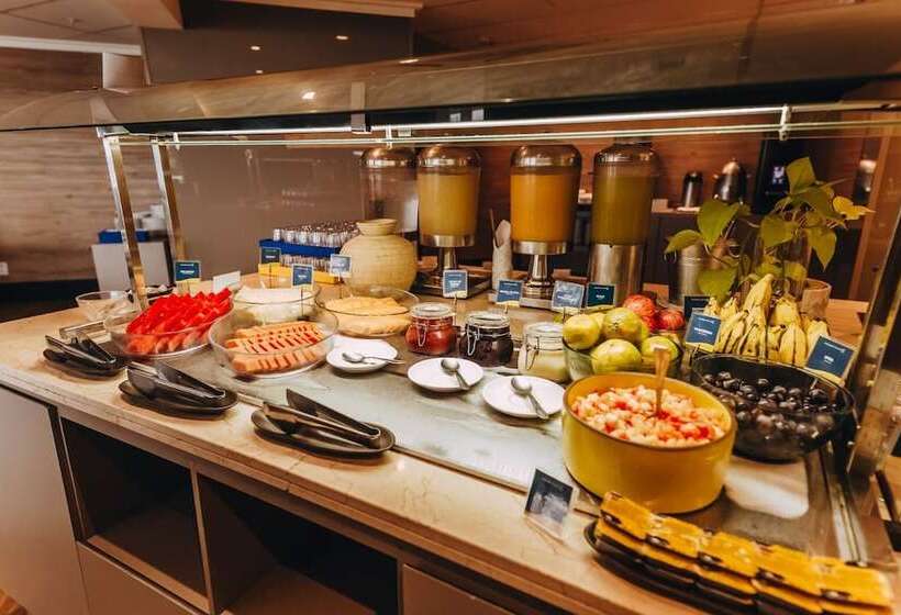 فندق Golden Tulip Natal Ponta Negra