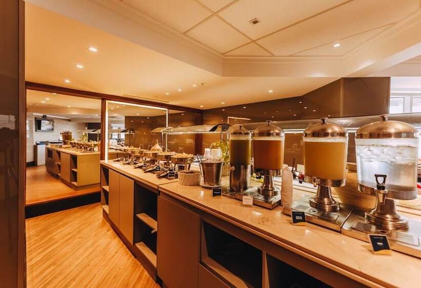 فندق Golden Tulip Natal Ponta Negra