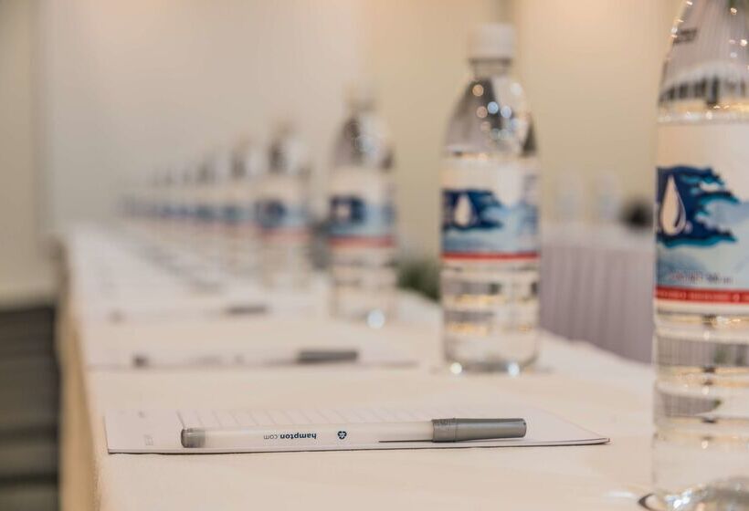 فندق Hampton Inn & Suites By Hilton Salamanca Bajio