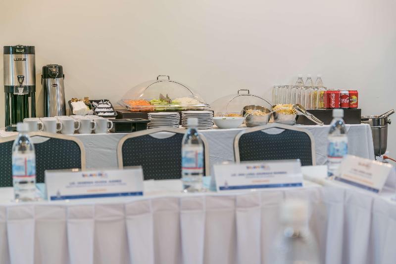 فندق Hampton Inn & Suites By Hilton Salamanca Bajio