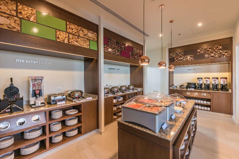 فندق Hampton Inn & Suites By Hilton Salamanca Bajio