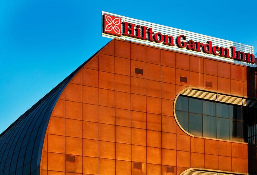 هتل Hilton Garden Inn Kocaeli Sekerpinar