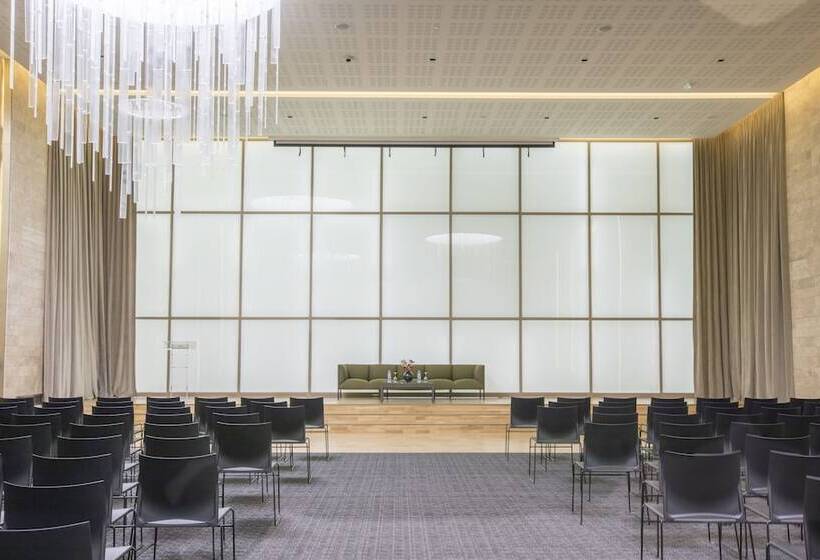 هتل Holiday Inn Algiers   Cheraga Tower By Ihg