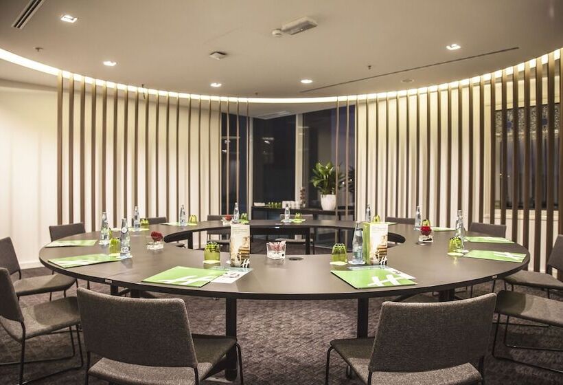 هتل Holiday Inn Algiers   Cheraga Tower By Ihg