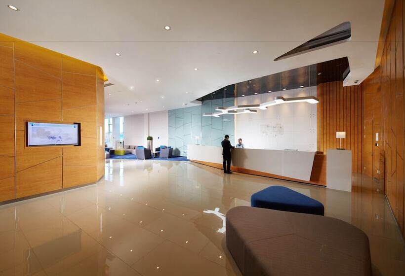 Отель Holiday Inn Express Handan East By Ihg