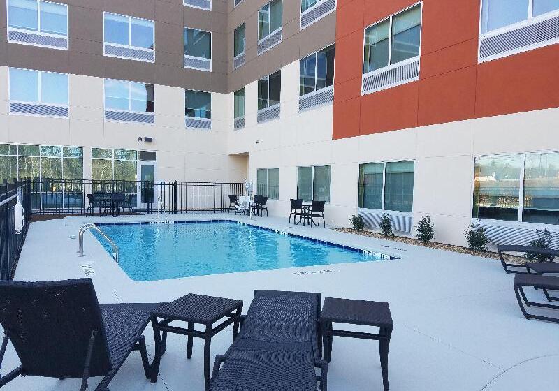 فندق Holiday Inn Express & Suites   Carrollton West, An Ihg