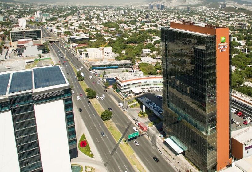 호텔 Holiday Inn Express & Suites Monterrey Valle, An Ihg