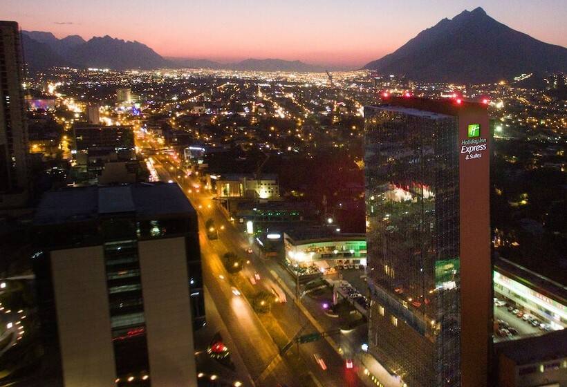 호텔 Holiday Inn Express & Suites Monterrey Valle, An Ihg