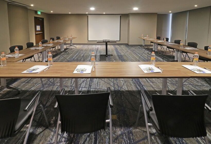 호텔 Holiday Inn Express & Suites Monterrey Valle, An Ihg