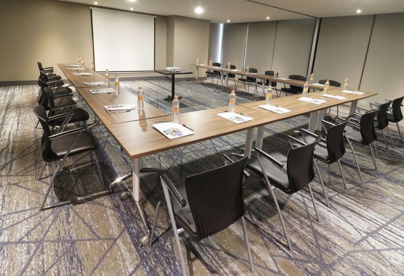 호텔 Holiday Inn Express & Suites Monterrey Valle, An Ihg