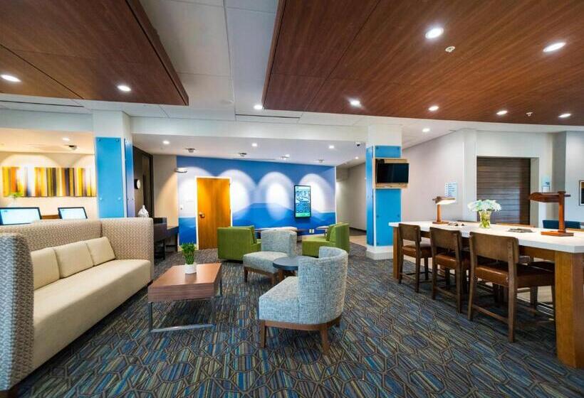 בית מלון כפרי Holiday Inn Express & Suites Southaven Central Memphis, An Ihg