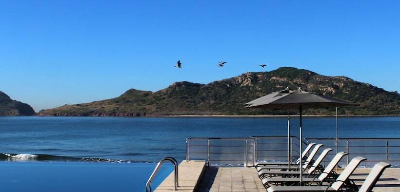 ホテル Holiday Inn Resort Mazatlan By Ihg