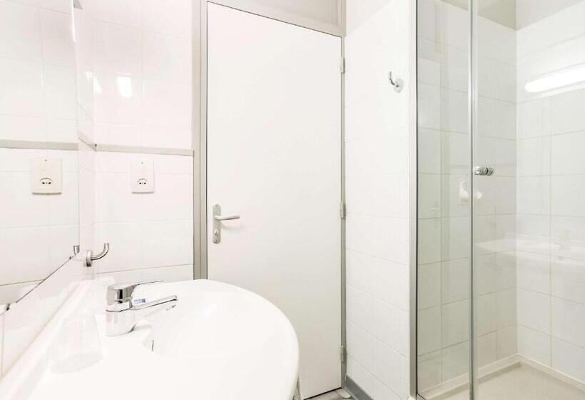 בית מלון כפרי Ibis Budget Pau Lescar