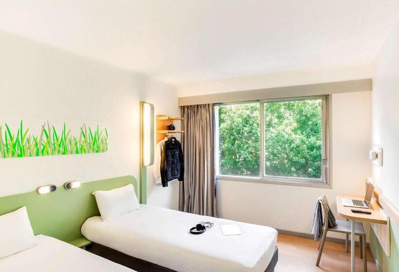 בית מלון כפרי Ibis Budget Pau Lescar