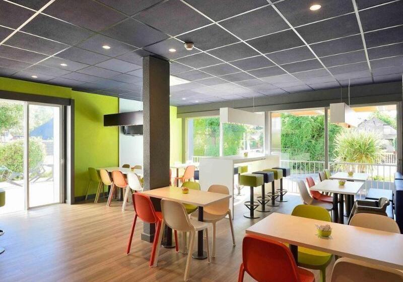 בית מלון כפרי Ibis Budget Pau Lescar