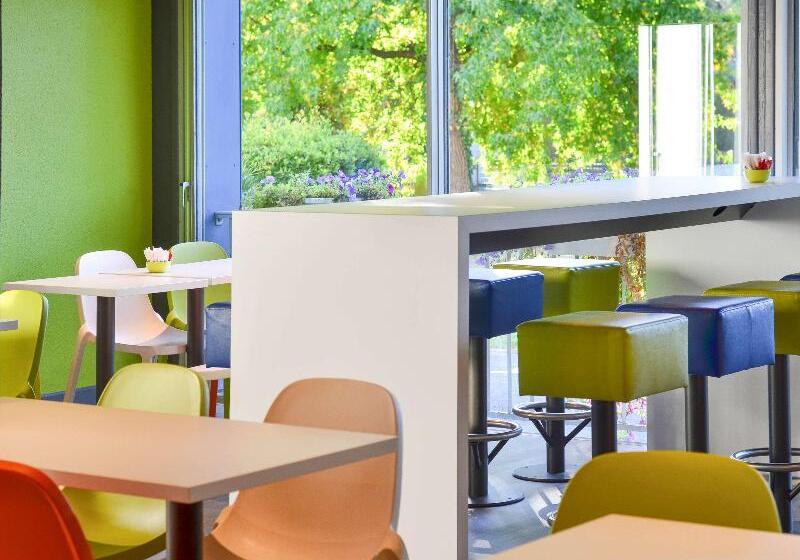 בית מלון כפרי Ibis Budget Pau Lescar