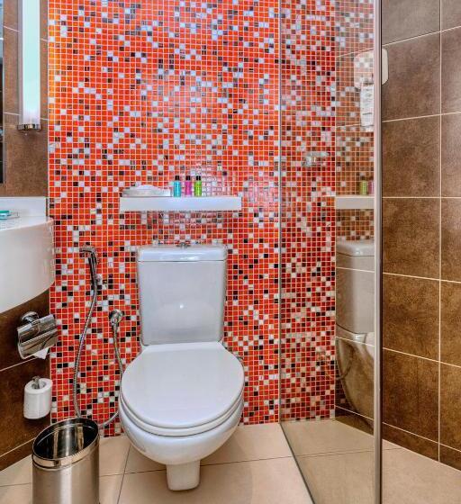 בית מלון כפרי Ibis Hyderabad Hitech City