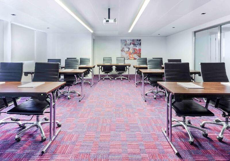 هتل Ibis Styles Sharjah