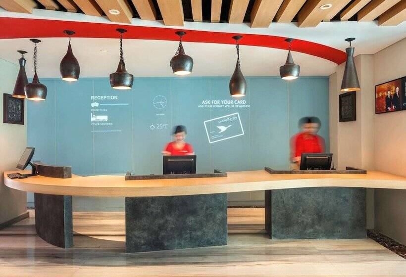 בית מלון כפרי Ibis Yogyakarta Adi Sucipto