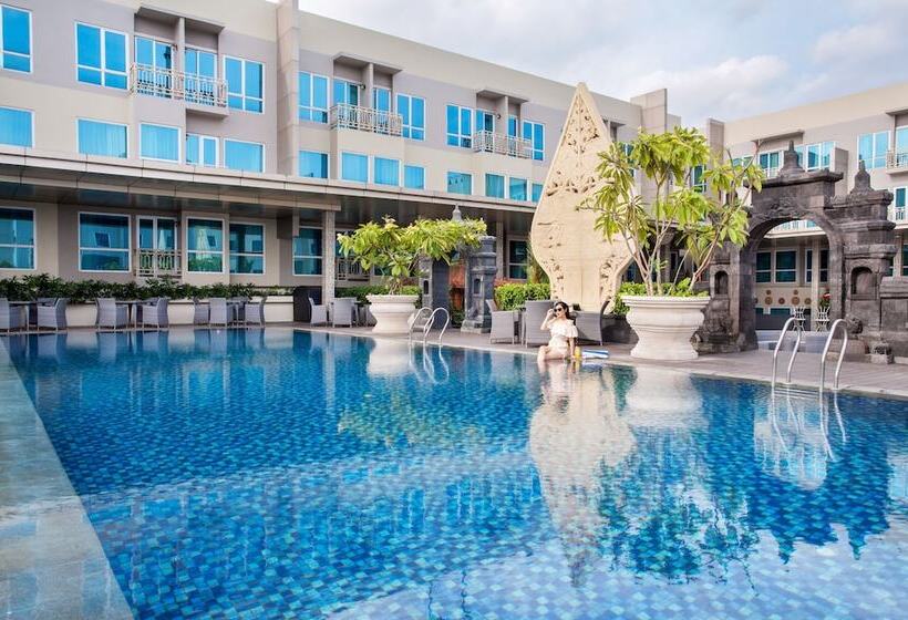 בית מלון כפרי Ibis Yogyakarta Adi Sucipto