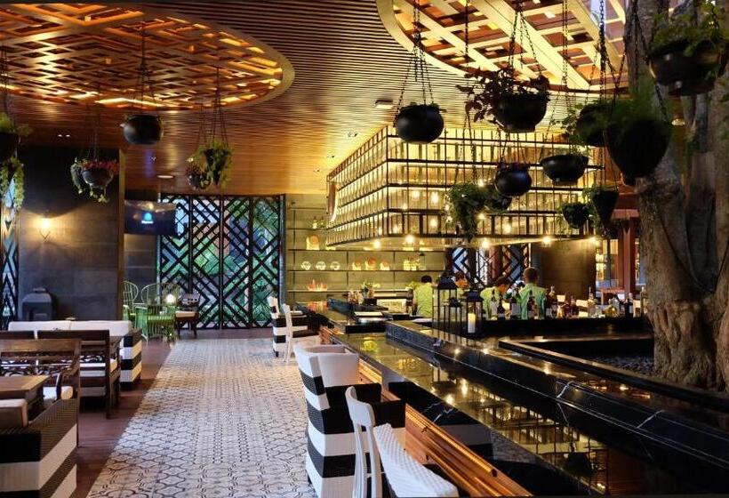 בית מלון כפרי Indigo Bali Seminyak Beach, An Ihg