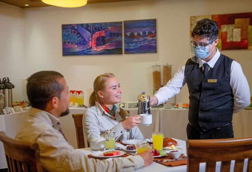 فندق Intiwatana El Tambo