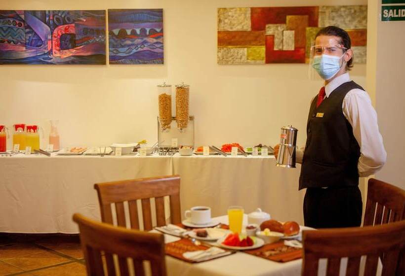 فندق Intiwatana El Tambo