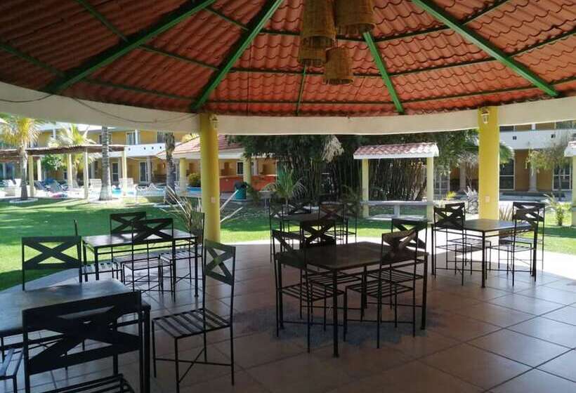 בית מלון כפרי Js