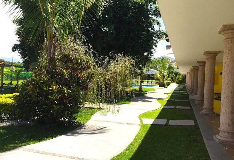 בית מלון כפרי Js