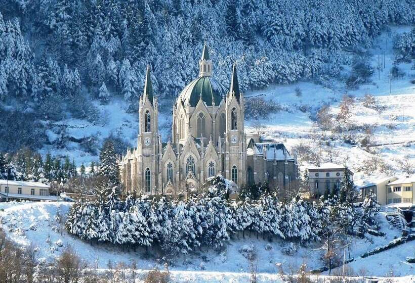 Отель La Fonte dell'Astore