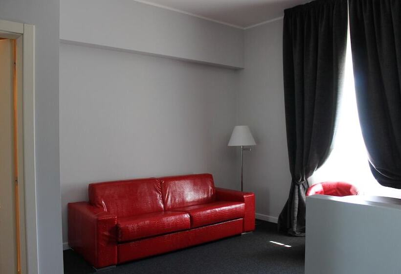 Отель La Fonte dell'Astore