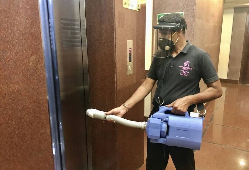 בית מלון כפרי Leela Grande