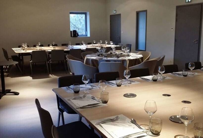 Отель Mas De Boudan