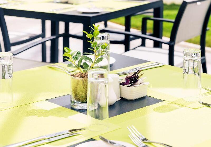 هتل Mercure Sohar