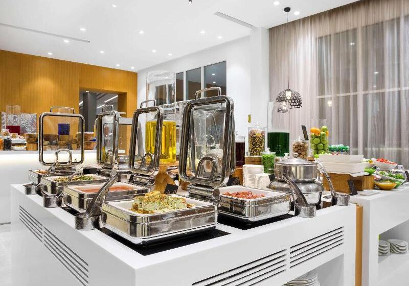 هتل Mercure Sohar