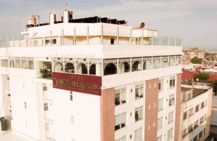 호텔 Ramada By Wyndham Tampico Centro