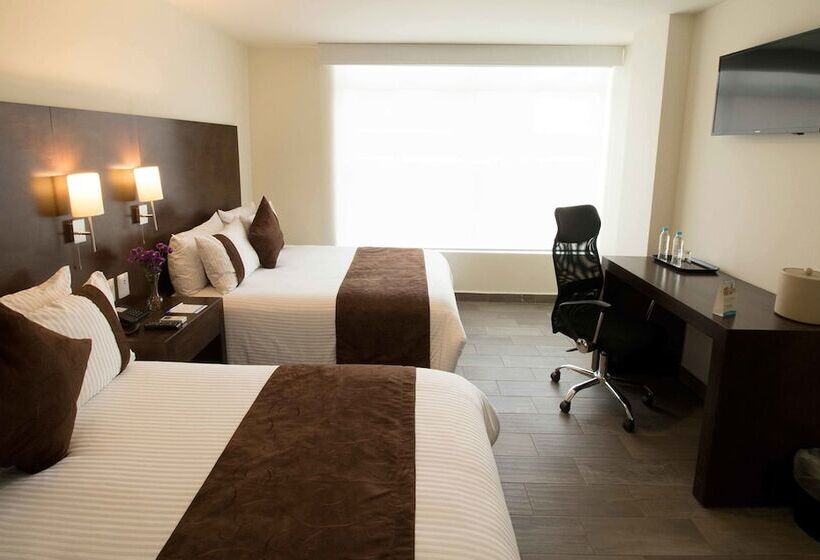 호텔 Ramada By Wyndham Tampico Centro