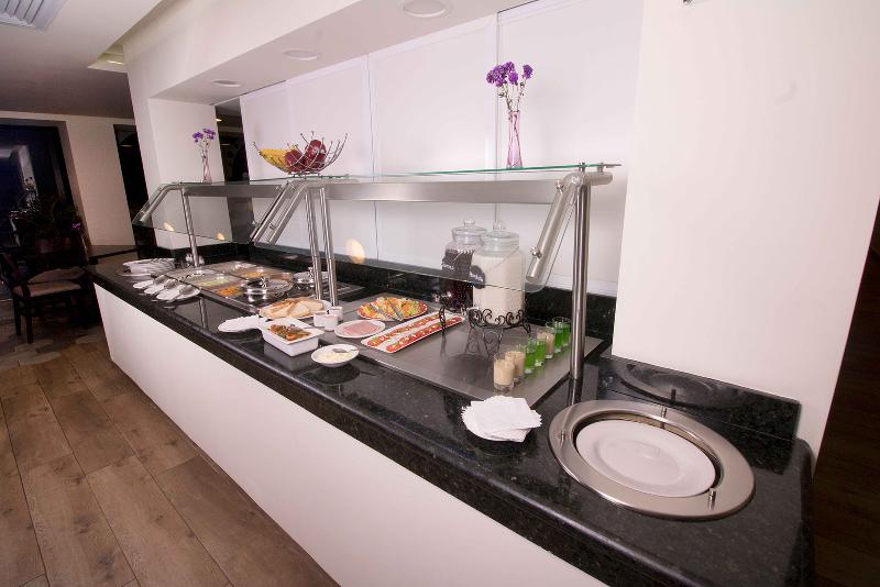 호텔 Ramada By Wyndham Tampico Centro