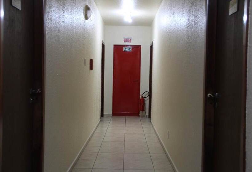 호텔 Oasis Chartouni