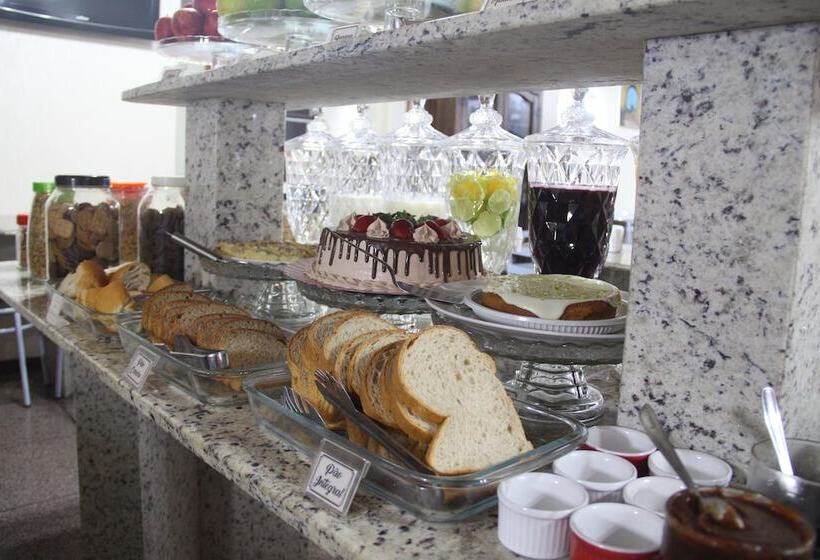 호텔 Oasis Chartouni