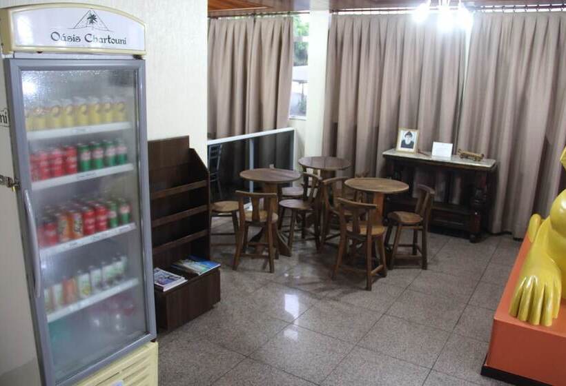 호텔 Oasis Chartouni