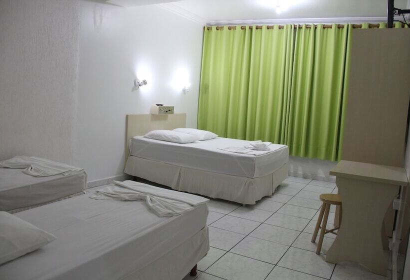 호텔 Oasis Chartouni