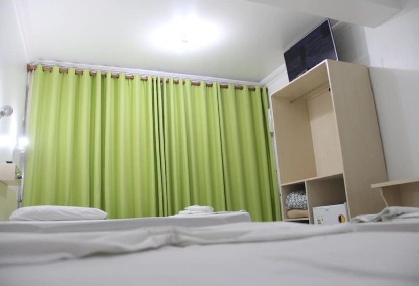 호텔 Oasis Chartouni