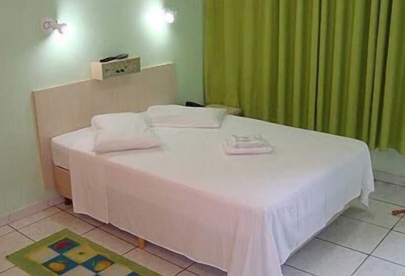 호텔 Oasis Chartouni