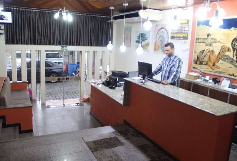 호텔 Oasis Chartouni