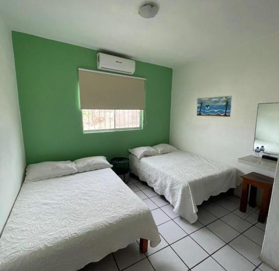 فندق Oasis Cuyutlan