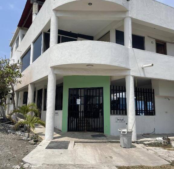 فندق Oasis Cuyutlan