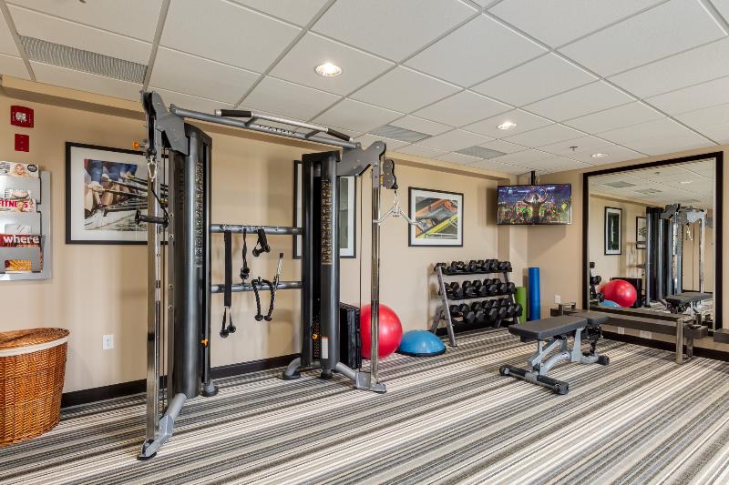 בית מלון כפרי Park Inn By Radisson, Calgary Airport North, Ab