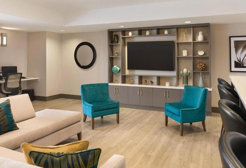 בית מלון כפרי Park Inn By Radisson, Calgary Airport North, Ab